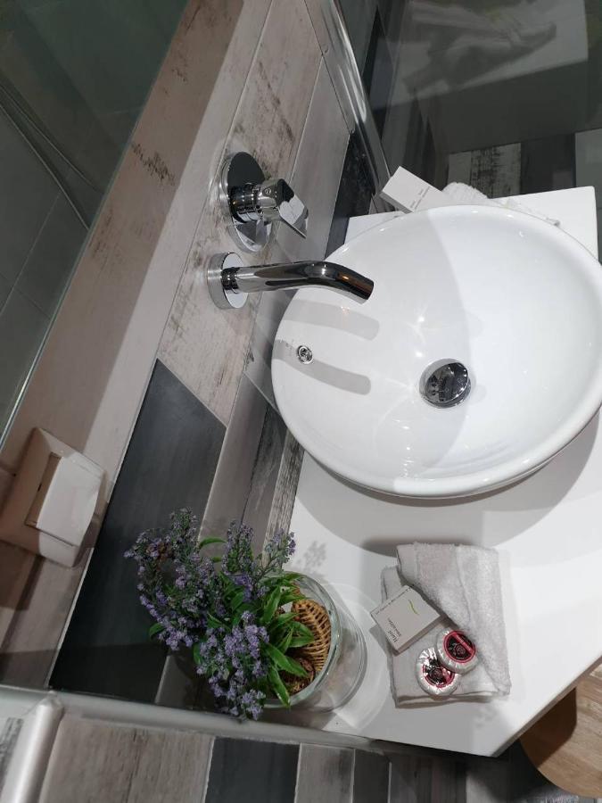 V-Suites 2 Potos Ngoại thất bức ảnh